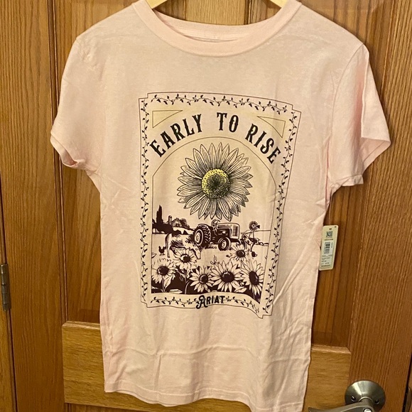 Ariat Tops - Ariat Women’s Light Pink Graphic Tee “Early to Rise” Sunflower, Tractor XL NWT